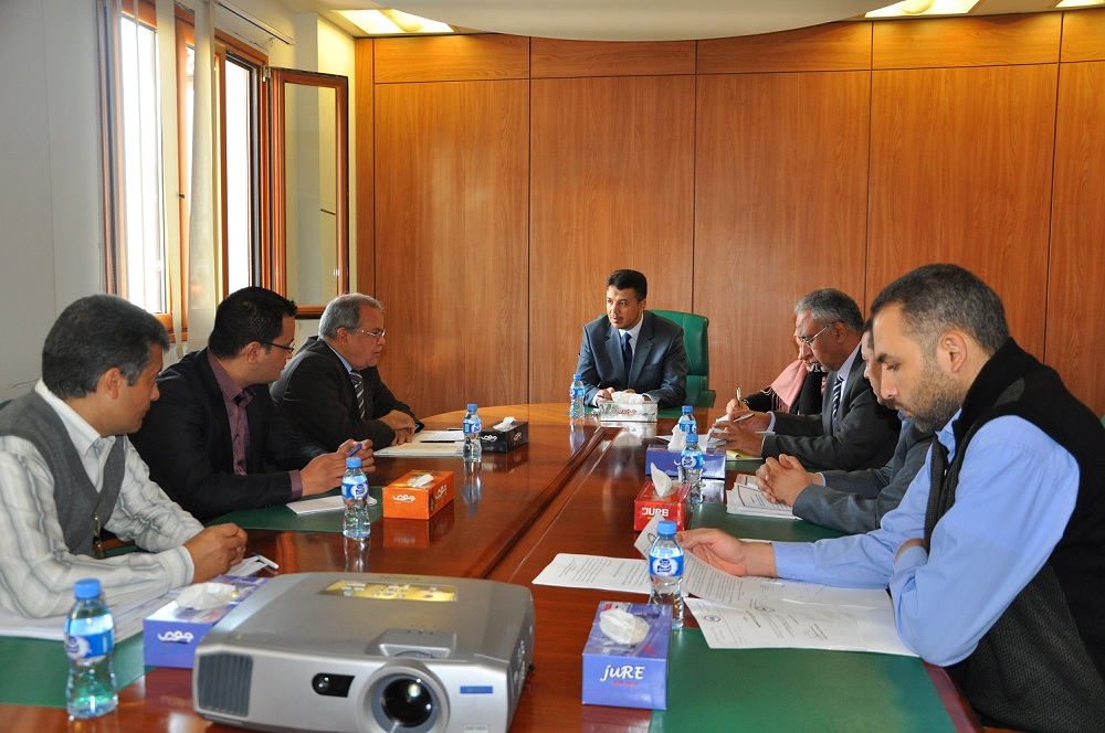 اللجنة العليا بوزارة التخطيط تتدارس موضوع العلاوات في مختلف قطاعات الدولة