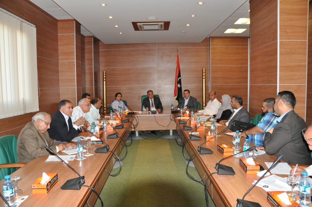 اجتماعات الوزير الدورية لمدراء الإدرات و المكاتب بالوزارة