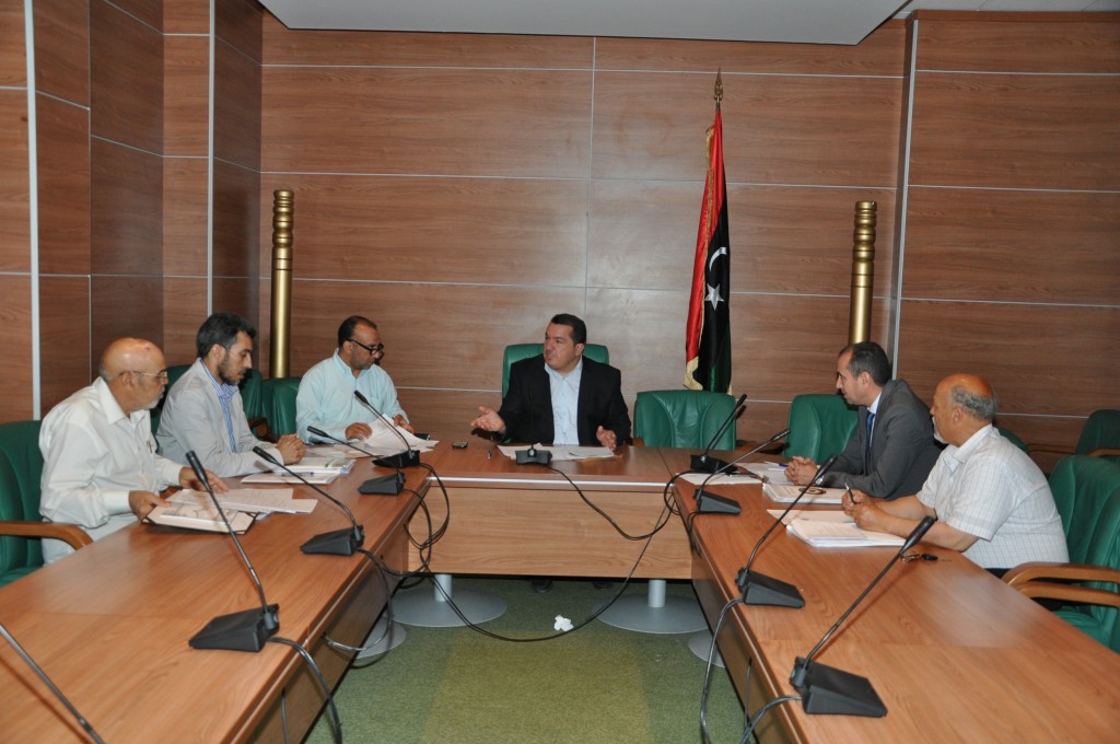 الاجتماع الثالث للجنة المكاتب الاستشارية